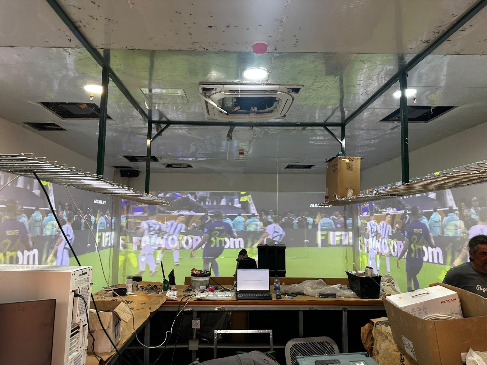 Leggi di più sull'articolo From One Canvas to Multiple Scenes: The System Architecture Behind Immersive Sports Bar